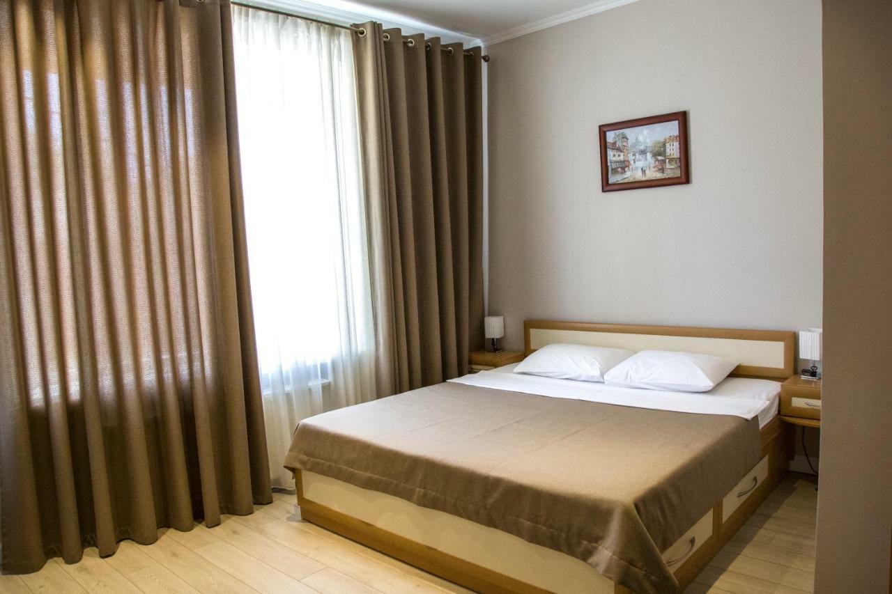 Vip Hotel Ismail Exterior foto